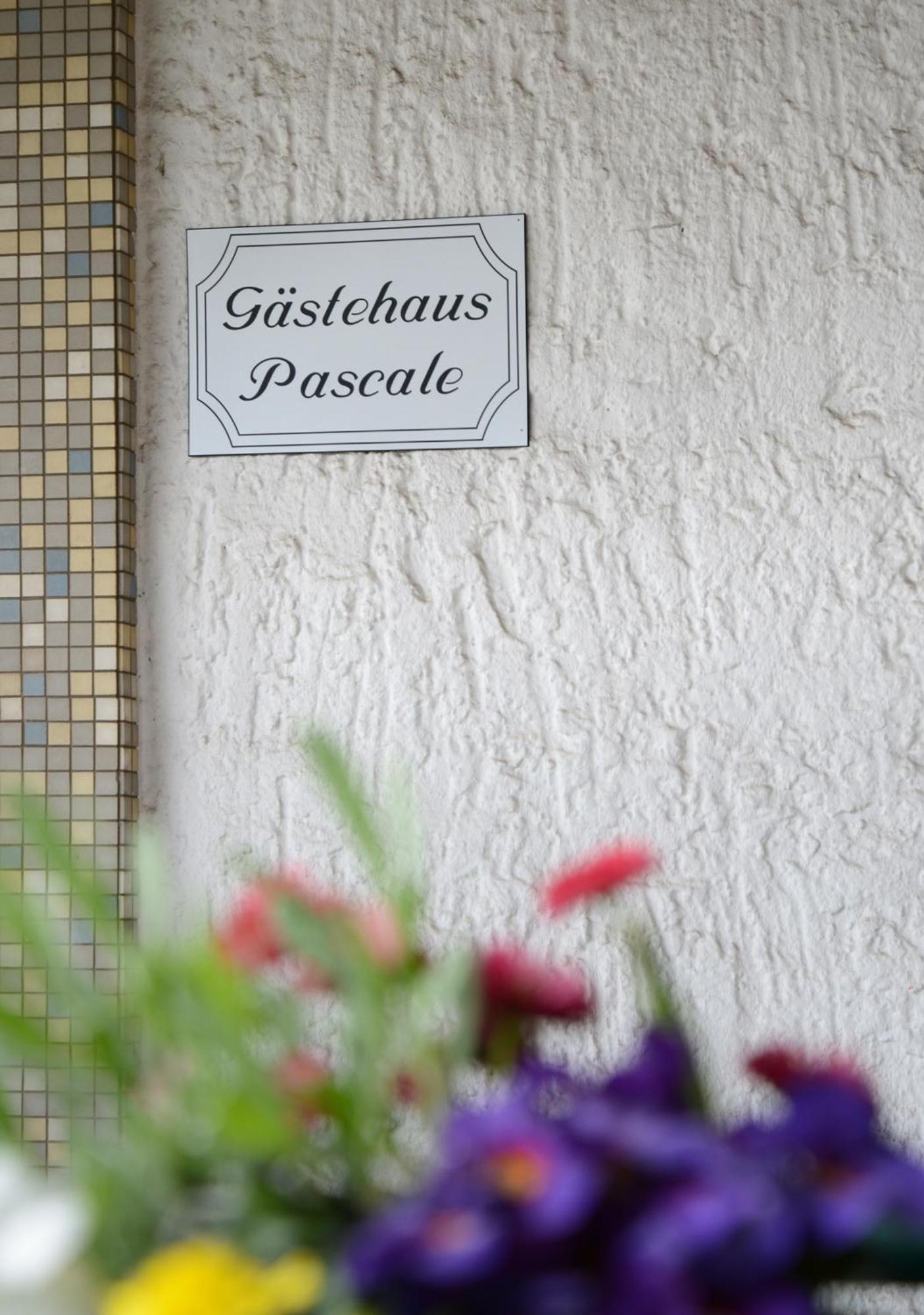 Gaestehaus Peter Mettlach Exterior foto